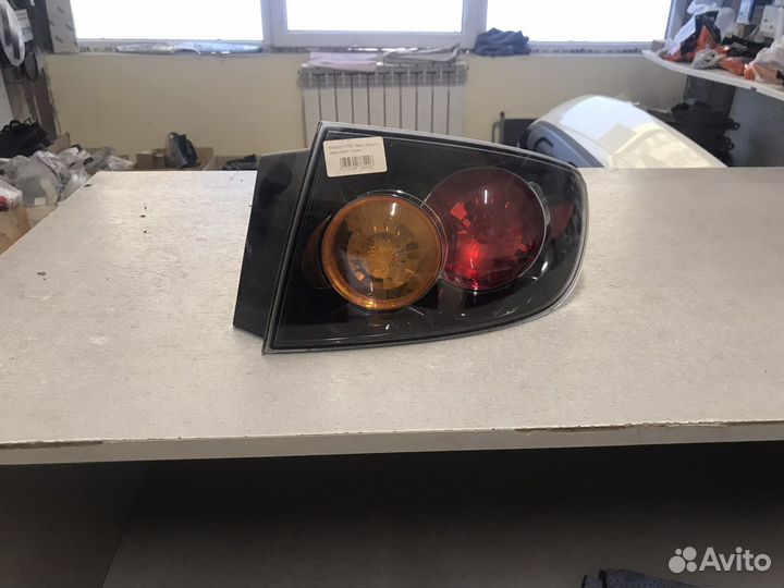Фонарь задний правый Mazda 3 Мазда