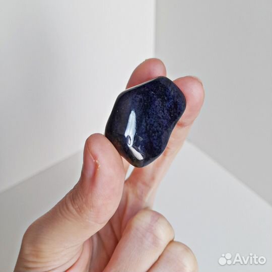 Лот: лазурит, дюмортьерит (галтованные)