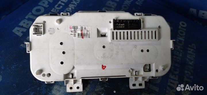 Панель приборов Mitsubishi Colt хэтчбек 4G19 2006