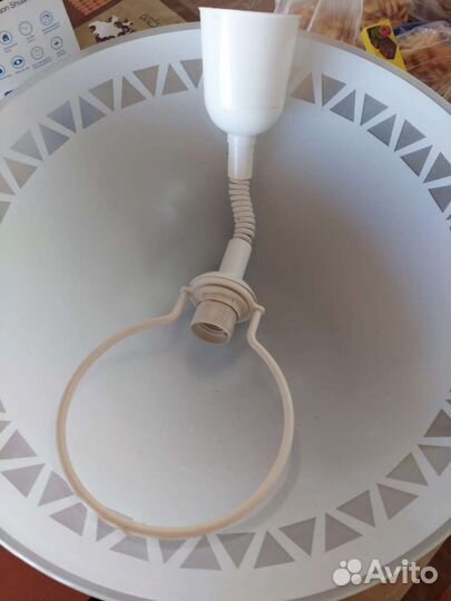 Люстра новая