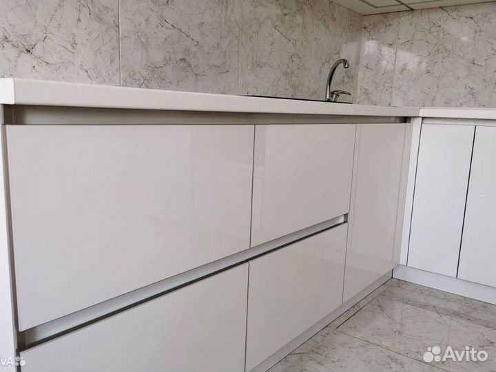 Кухня в стиле минимализм на заказ