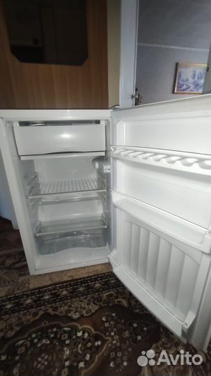 Холодильник бу маленький