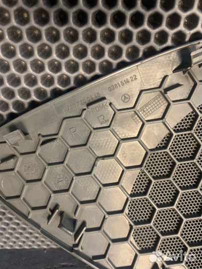 Крышка динамика правая Mercedes-Benz Sl500 230.475