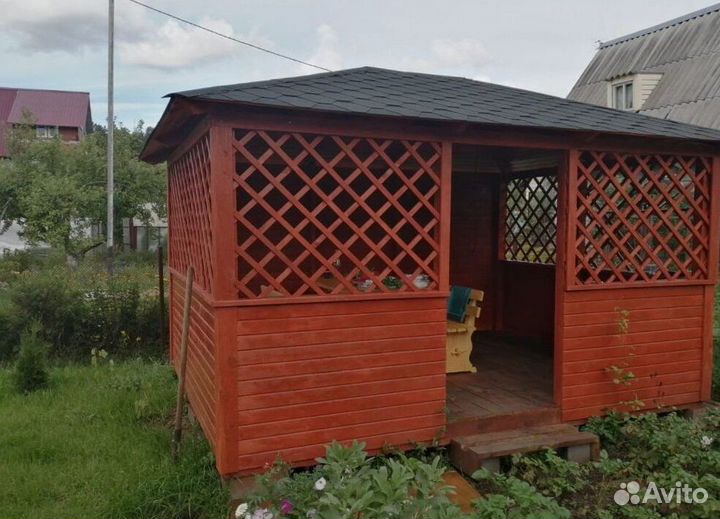 Беседка из дерева