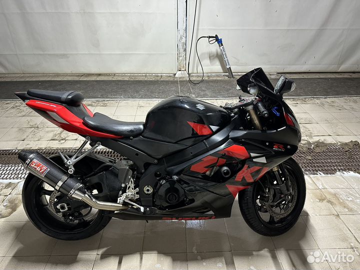 Suzuki GSX R 1000