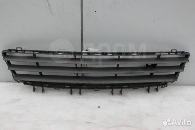 Решетка переднего бампера Opel Astra H (2004-2007)