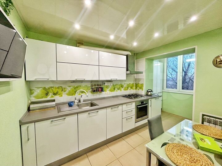 3-к. квартира, 55 м², 4/9 эт.