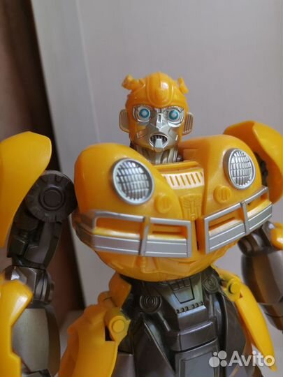 Фигурка Бамблби диджей 20см