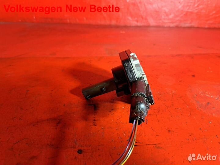 Датчик уровня масла AUQ Volkswagen New Beetle