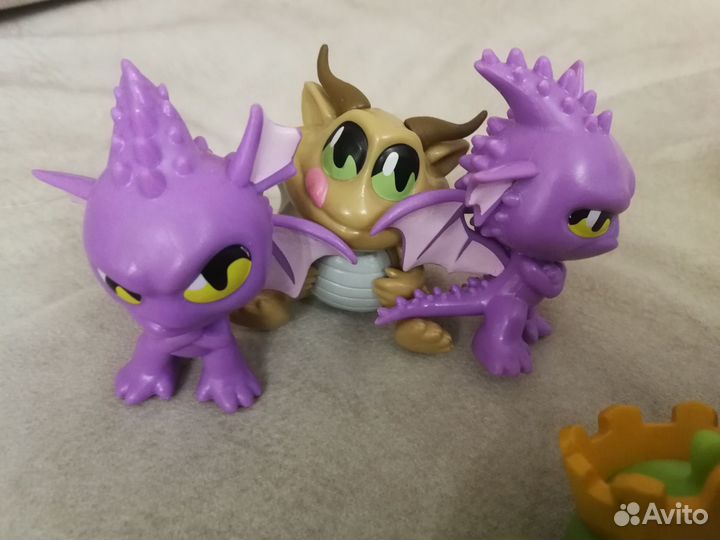 Коллекционные игрушки из киндера
