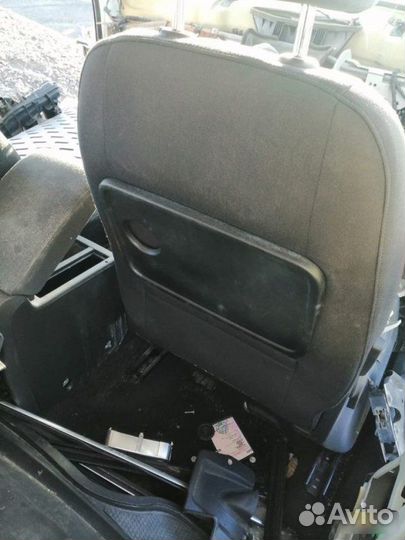 Сиденья Volkswagen Tiguan 2014