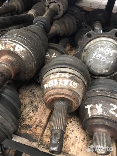 Полуось на Volkswagen Passat B3 1.9 TD