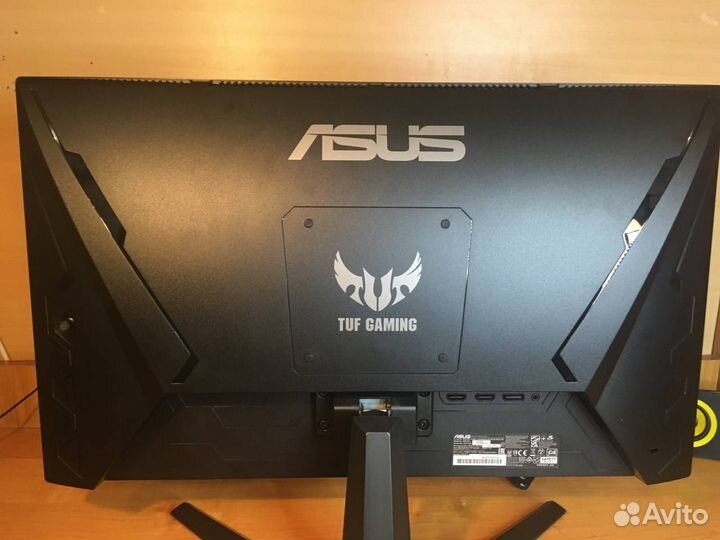 Монитор на запчасти