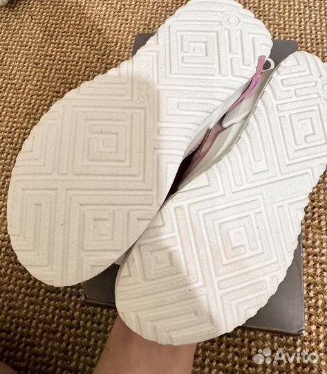 Кроссовки ecco 29