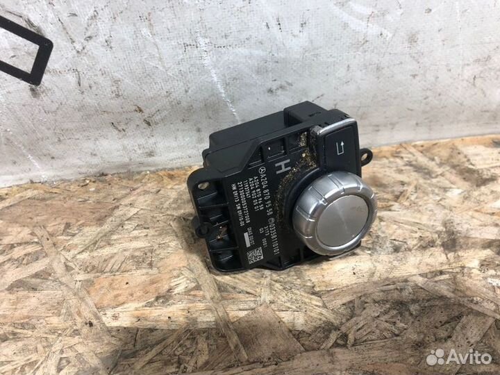 Блок управления мультимедиа Mercedes-Benz C-Class