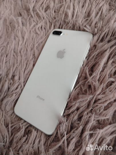 iPhone 8 Plus, 64 ГБ
