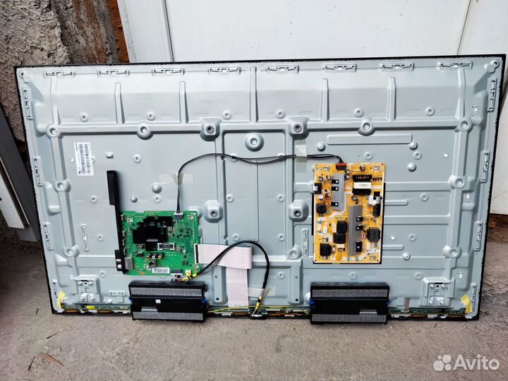 Телевизор Samsung UE50TU8000 (По запчастям)