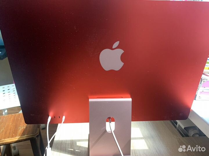 Apple iMac24’’ Retina 4,5K, M1(8C CPU, 8C GPU)