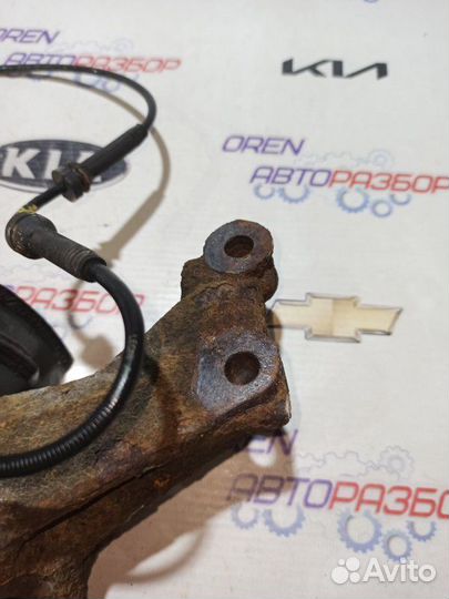 Кулак поворотный передний левый Renault Logan 2