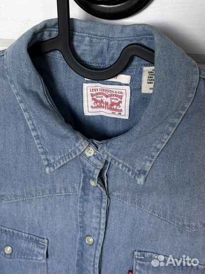 Рубашка женская Levi Strauss джинсовая классика