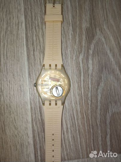 Часы женские swatch Swiss made v8