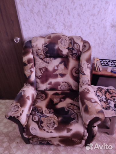 Диван и 2 кресла бу