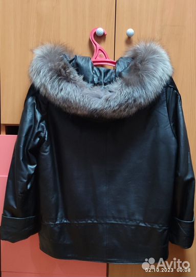 Кожаная куртка с чернобурки и кроличьим подкладом