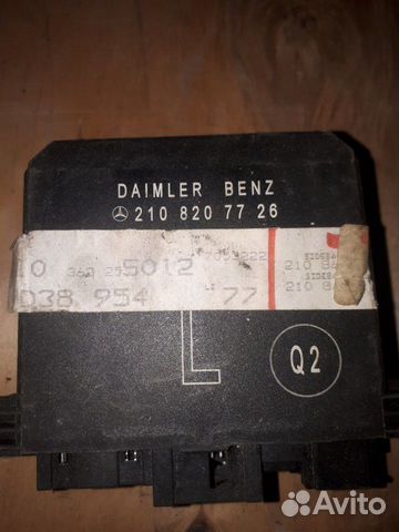Блок управления двери 210 820 77 26 мерседес 210