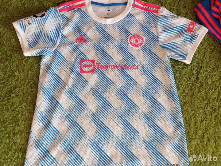 Футбольная форма мю