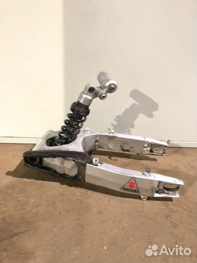 Маятник и моноамортизатор маятник Suzuki GSX-R
