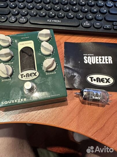 Компрессор T-Rex Squeezer Bass Compressor