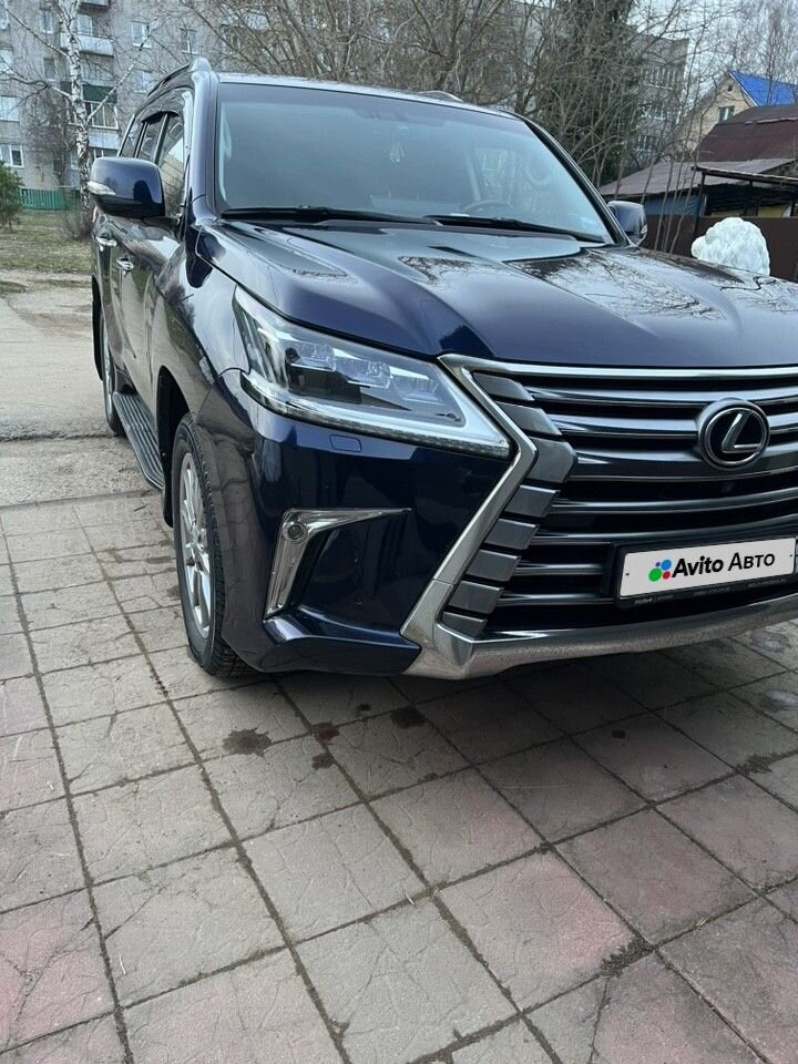 Lexus LX: фото владельца