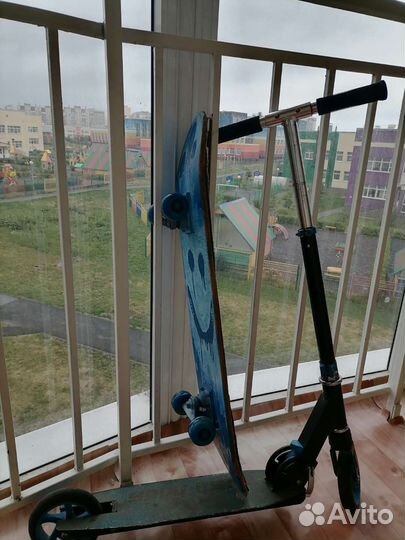 Самокат и скейт