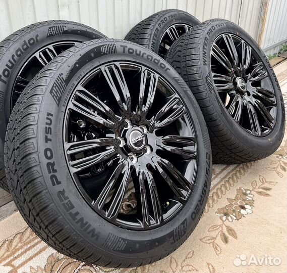 R20 Tourador Winter Pro TSU1 275/45, PCD 5x120 DIA 72.6