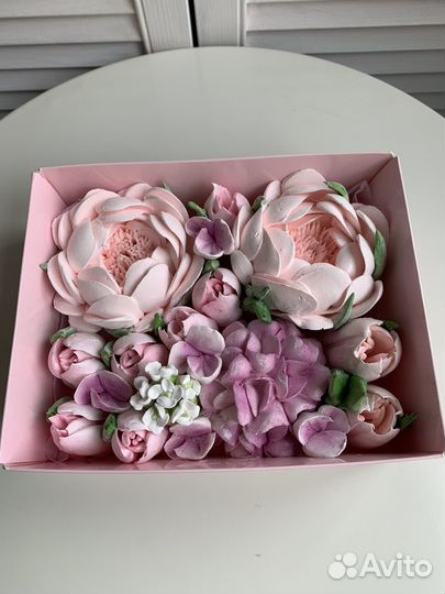 Зефирные цветы в коробке
