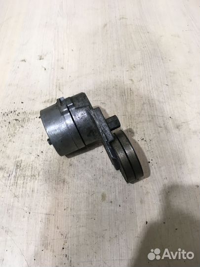 Натяжитель ремня Ауди А6 С5 1.8 бензин 078903133AB