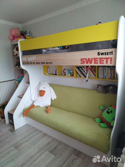 Двухъярусная кровать с диваном бу