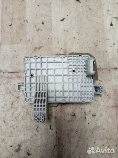 Блок предохранителей Mazda 6 GG лифтбек 2.3 L3