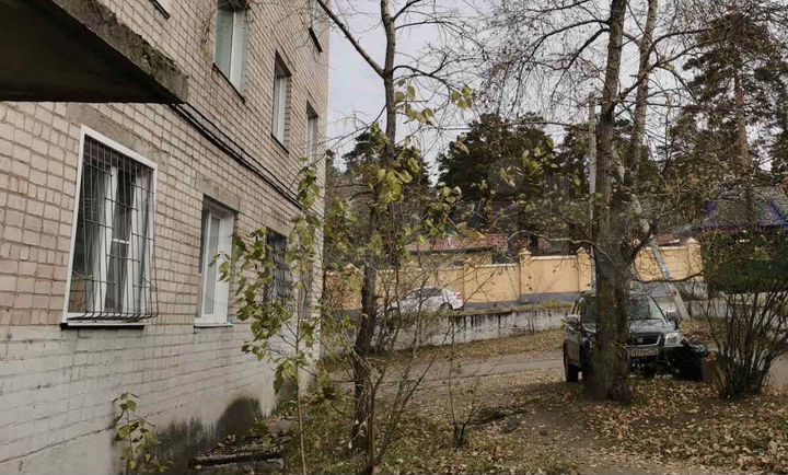 Комната 17 м² в 1-к., 1/5 эт.