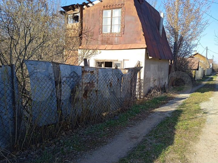 Дача 18 м² на участке 4,2 сот.