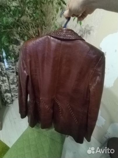 Куртка кожаная женская 46 48
