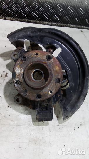 Кулак поворотный передний левый Renault Megane 3