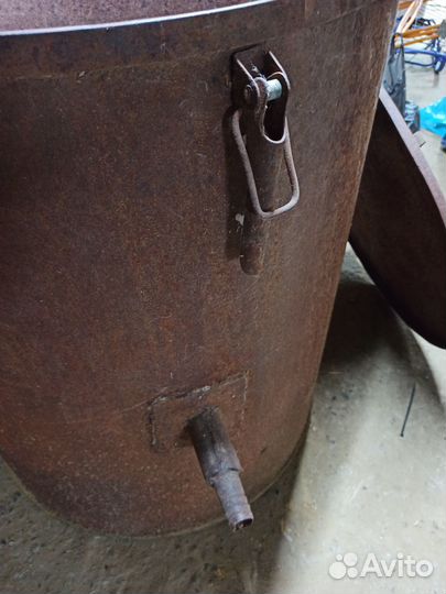 Коптильня (бочка 500литров)