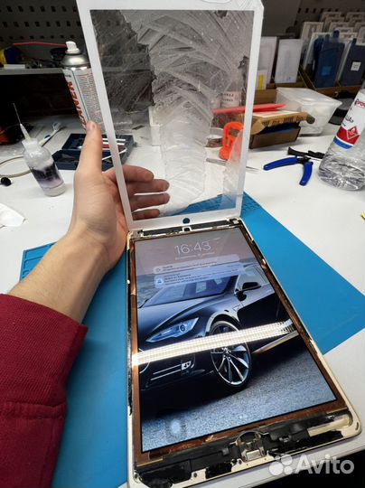 Ремонт iPhone Samsung Honor переклейка телефонов