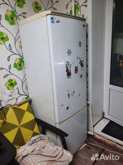 Холодильник бу