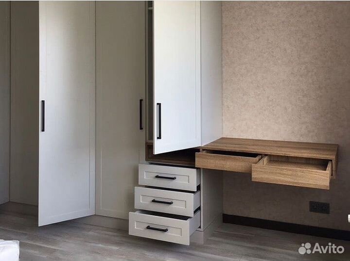 Встраиваемый шкаф