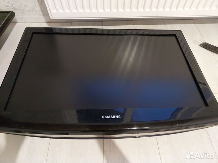 Телевизор samsung