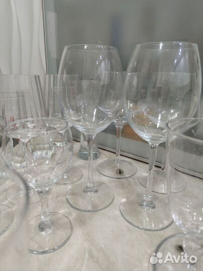 Бокалы, рюмки и стаканы коробкой