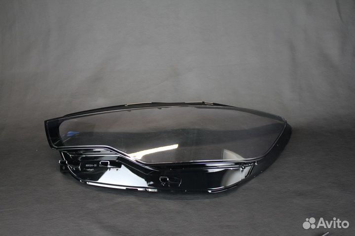Cтекла фар Audi A6 2011-2014 г.в. левое/правое