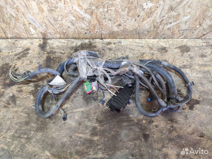 Проводка двигателя Peugeot Partner KFW